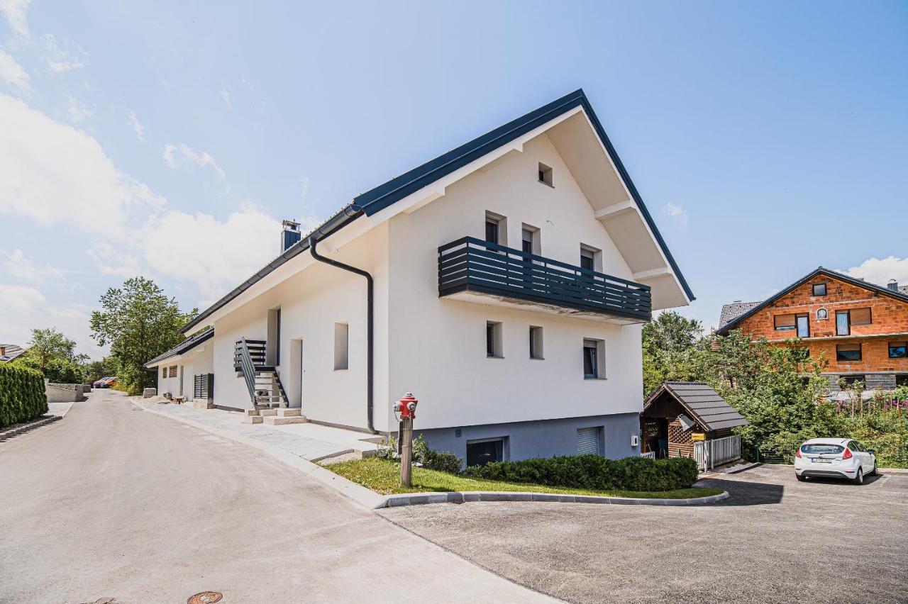 Mojcin Pisker Apartment House Крань Екстер'єр фото