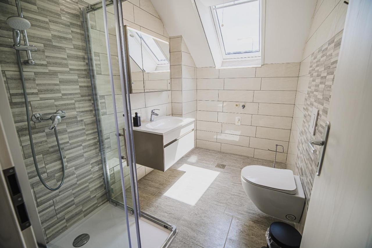 Mojcin Pisker Apartment House Крань Екстер'єр фото