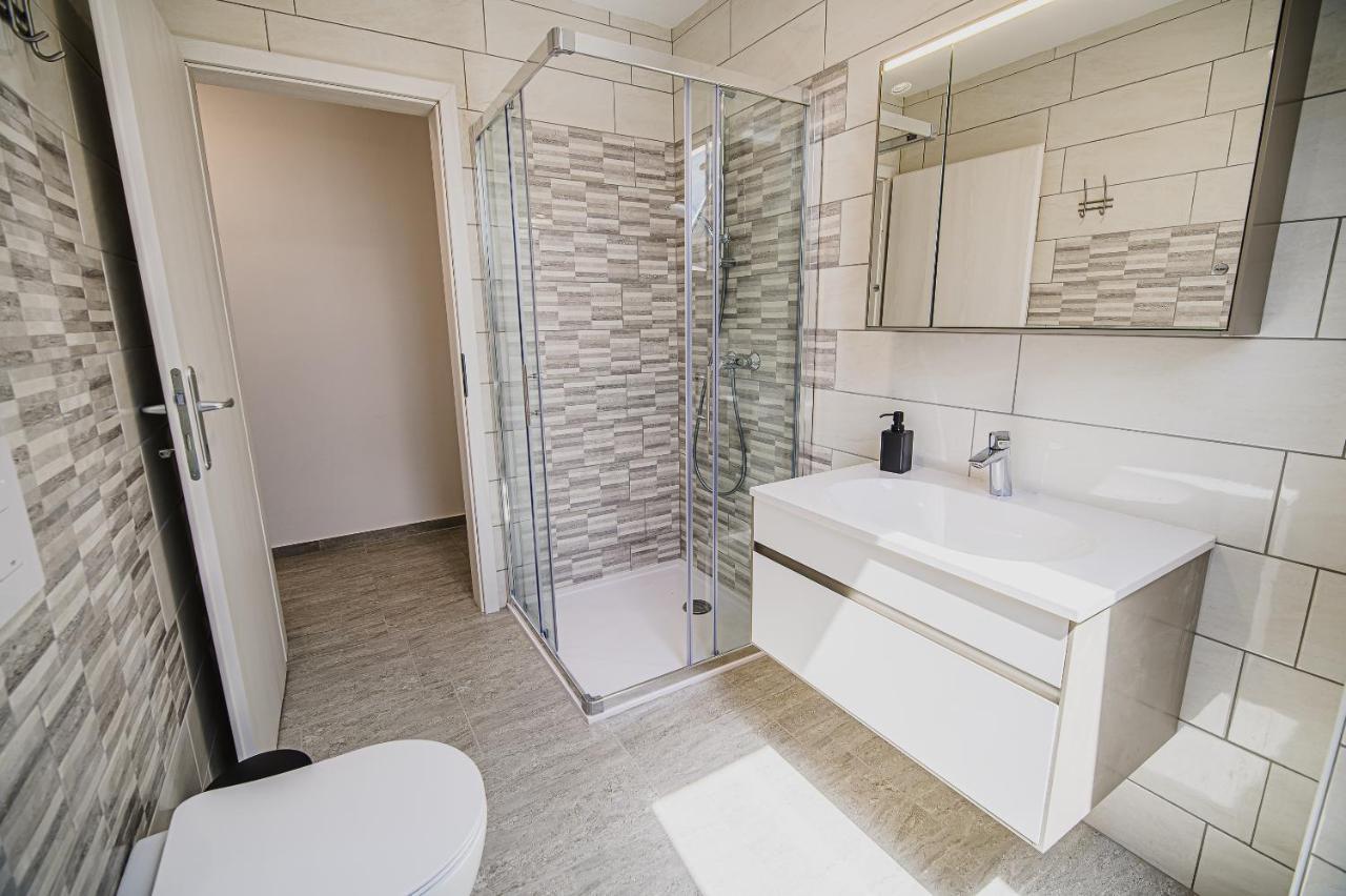 Mojcin Pisker Apartment House Крань Екстер'єр фото