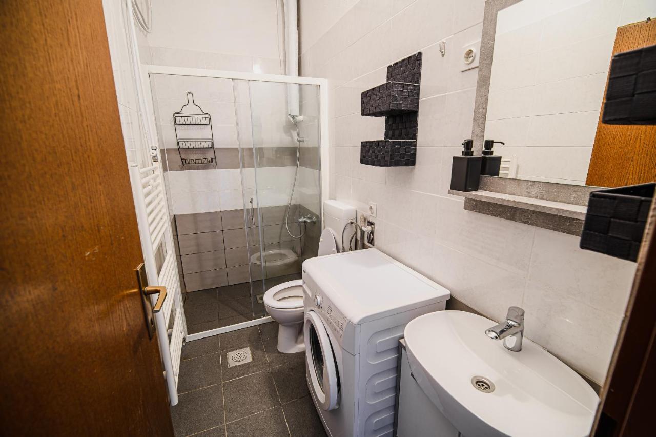 Mojcin Pisker Apartment House Крань Екстер'єр фото